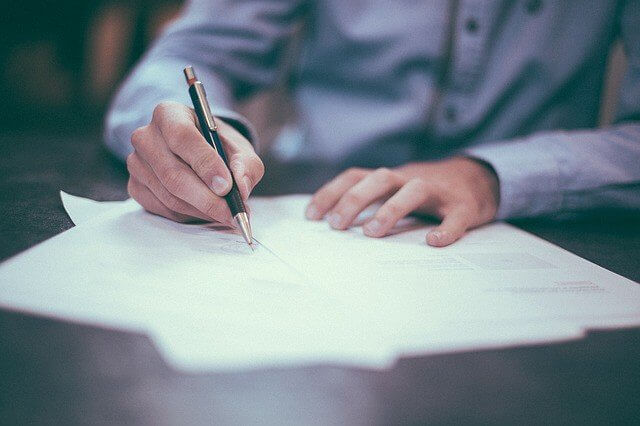 przygotowanie dokumentów przez agenta ubezpieczeniowego